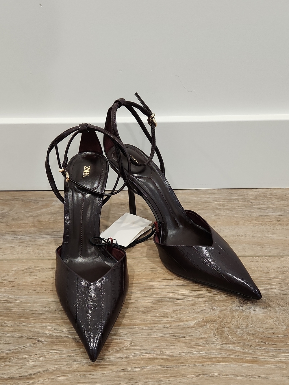 Zara Pointed Ankle-Strap Heels in Dark Brown Size 39 / BNWT